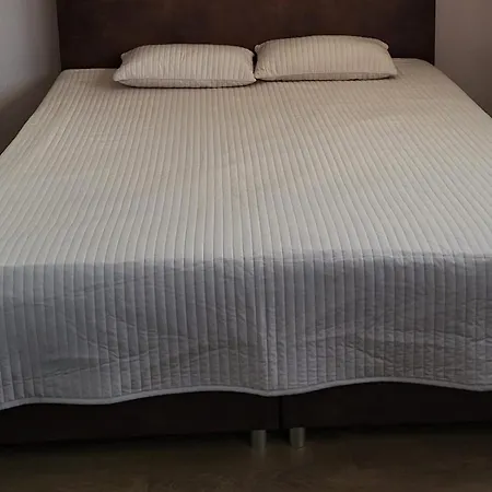 Irina Apartment